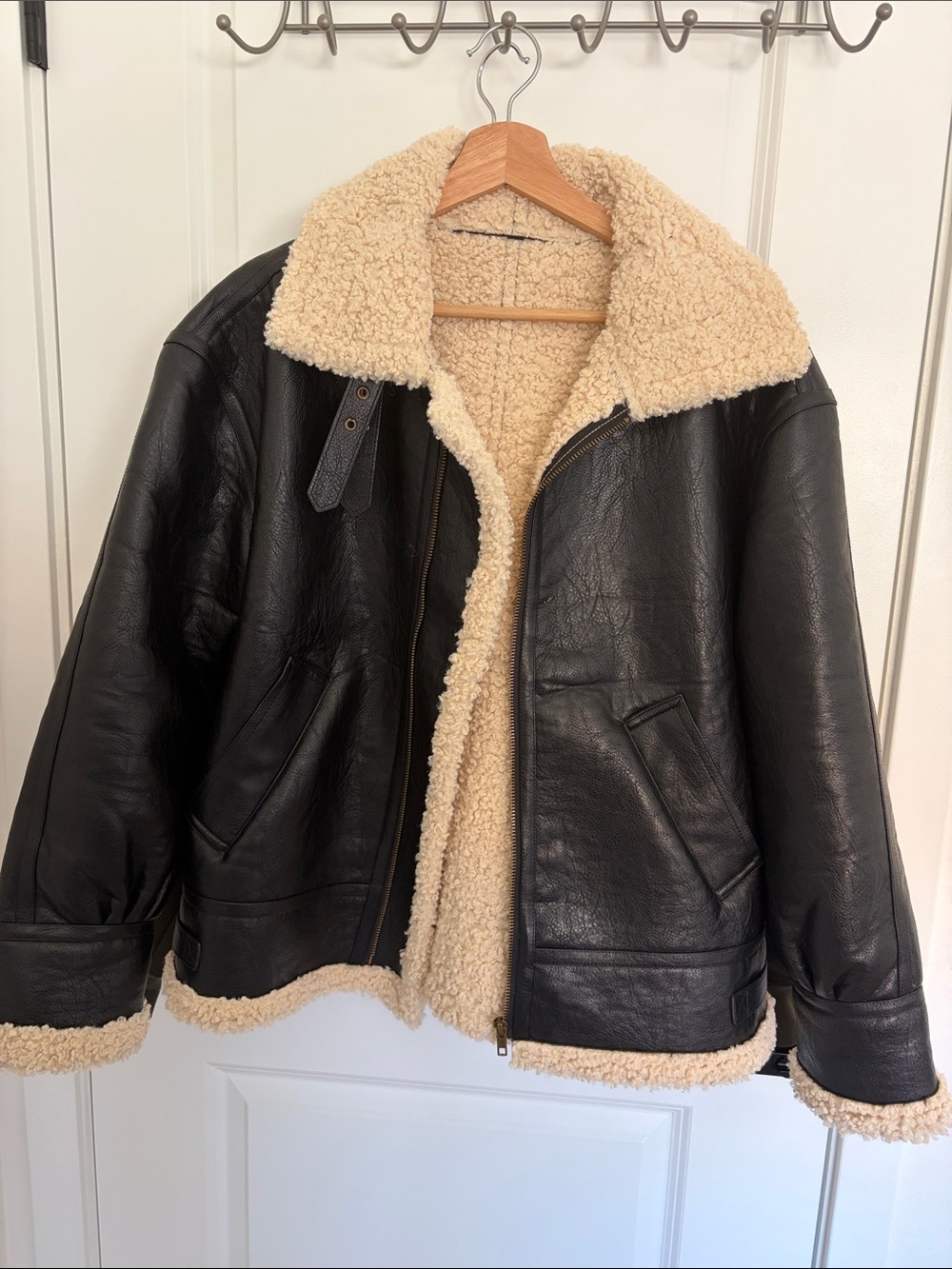 Women’s Black Leather Shearling Aviator Jacket with Cream Trim